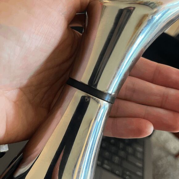 Curtis Stone Stainless Steel Olive Oil Can 16 oz Williams Sonoma Drip-Free Spout - Picture 10 of 10